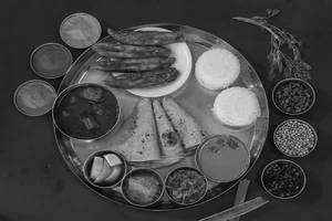 Mori (Little Shark) Thali