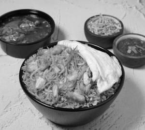 Chicken Triple Schezwan Noodles 