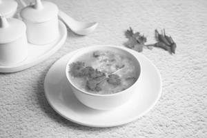 Chicken Spicy Garlic Coriander Soup
