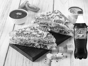 Paneer Veg Grilled Sandwich+ Soft Drink (200 Ml)