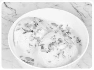 Malai Rasgulla (2 Pieces)