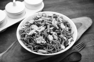 Egg Chilli Garlic Noodles