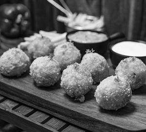 Veg Cheese Ball (6 Pcs)