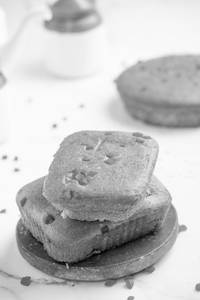 Eggless Vanilla Mava Cake (100 Gms)