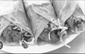 Chicken 65 Roghni Roll(S)