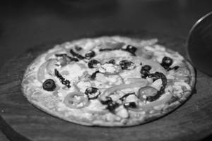 Keto Farmhouse Pizza