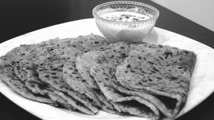 Methi Paneer Paratha