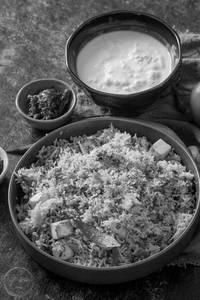 Navratan Biryani With Raita