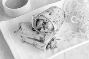 Veg Soya Achaari Roll