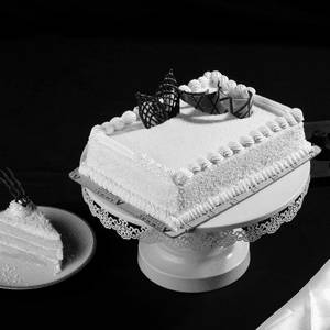 Eggless White Forest