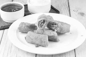 Spring roll [half]