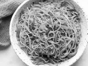 Chilli Garlic Noodles [1 Bowl]