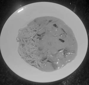 Chicken Thai Curry Noodles Bowl Green