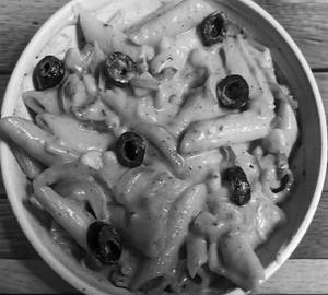 Veg Red And White Mix Sauce Pasta