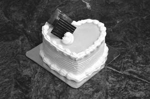 Heart Shape Mango Cake [500g]