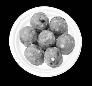Kashmiri Badam Laddu