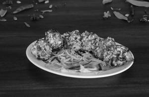 Chicken Garlic Kebab [6 Pieces]