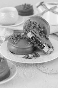 Raspberry Wagon Wheel (1pc)