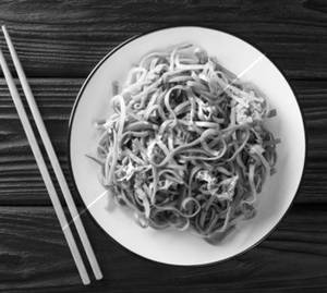 Soya chowmein