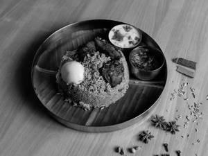 Donne Biryani - Fried Chicken