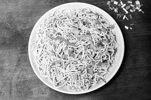 Hakka Noodles Veg