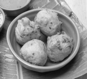Onion bonda(4pc)