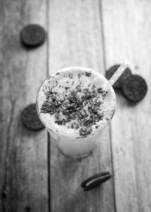 Oreo Cashew Shake