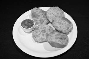 Biri Puri And Sabji(4pieces)