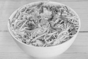 Veg Noodles Medium