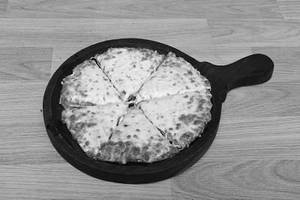 Classic Margarita Cheese Pizza