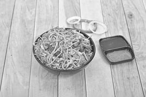 Schezwan Veg Noodles