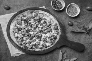 Pesto Chicken Pizza 9"