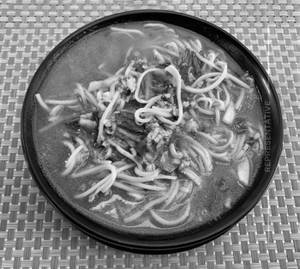 Chicken thukpa