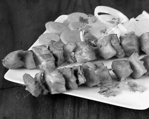 Lahsuniya Paneer Tikka