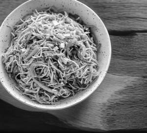 Schezwan noodles mixed
