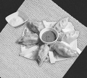 Paneer Steamed Momos 8 Pcs