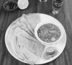 Chicken Keema Bharta With 5 Pcs. Rumali Roti  Combo