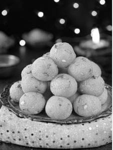Motichur Laddu (Pack of 5)