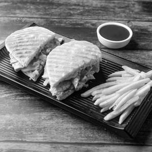 Mexicana Chicken Sandwich in Panini Bread (non-veg)