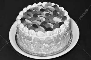 Fresh Fruit Cake