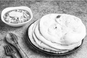 Chicken Bharta With 4pc Tandoori Roti