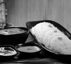Rava Idli(2pc)