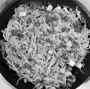 Paneer noodles