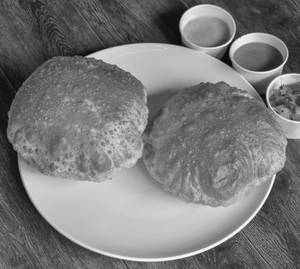 Poori  2(pcs)