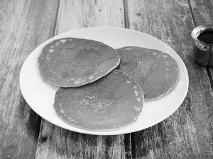 Classic Pancake With Maple Syrup