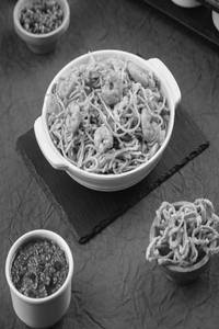 Prawns Hakka Noodles