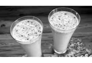 Mix Dry Fruit Milkshake