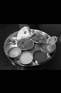 Fried Chicken Thali