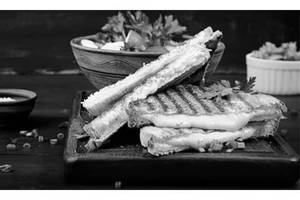 Corn And Cheese Sandwich