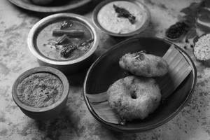 Medu Vada [2 Pcs]